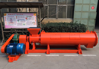 雞糞有機肥攪齒造粒機